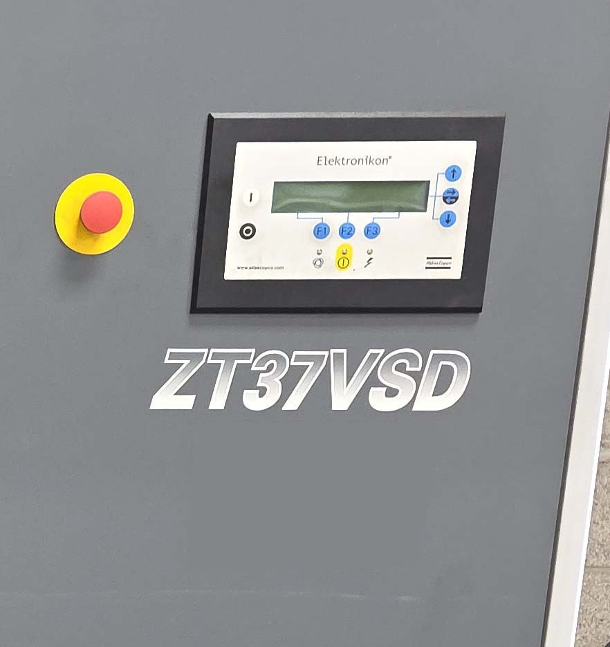 사진 사용됨 ATLAS COPCO ZT37VSD 판매용
