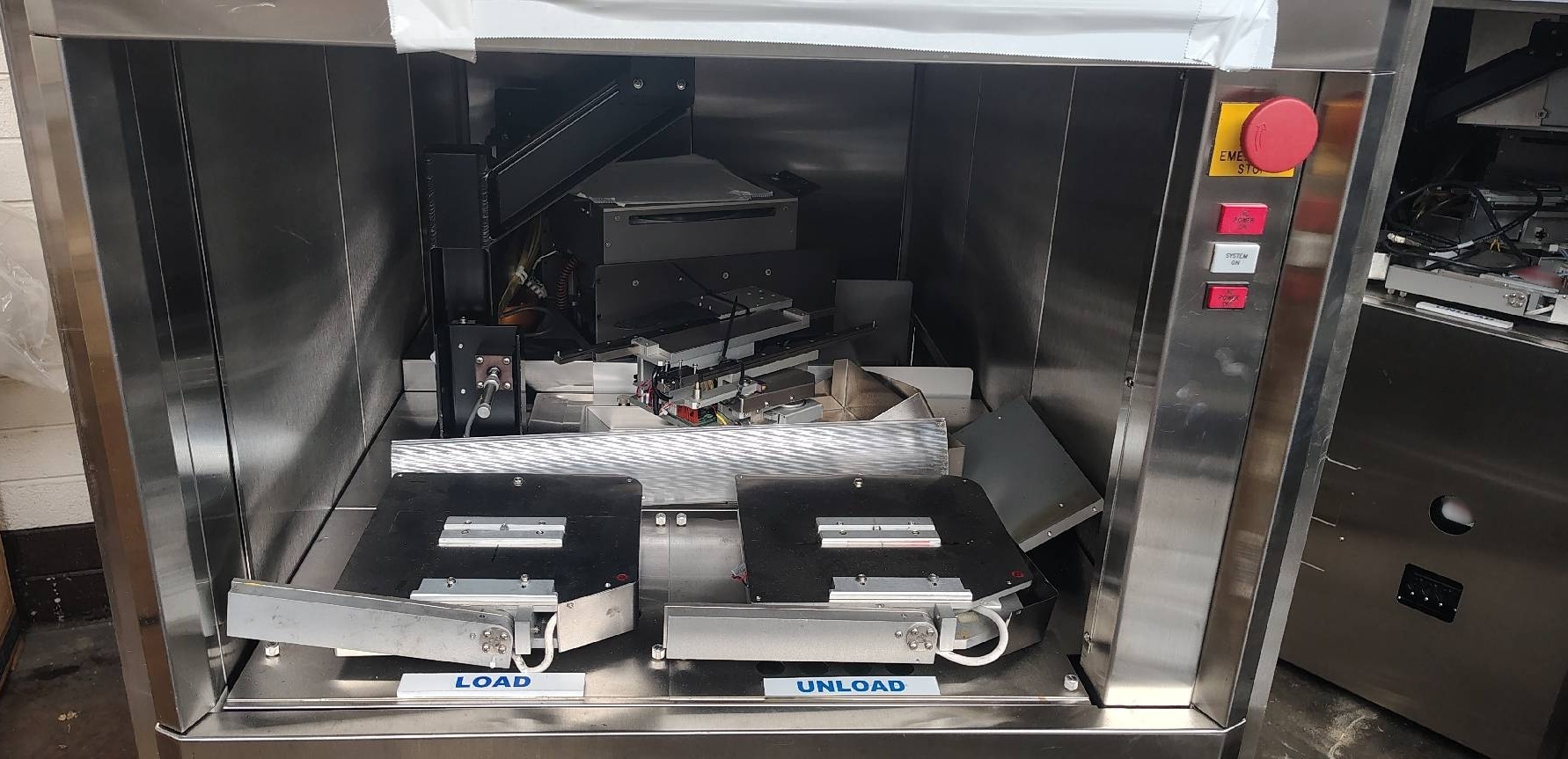 圖為 已使用的 AXCELIS / FUSION M 200 PCU 待售