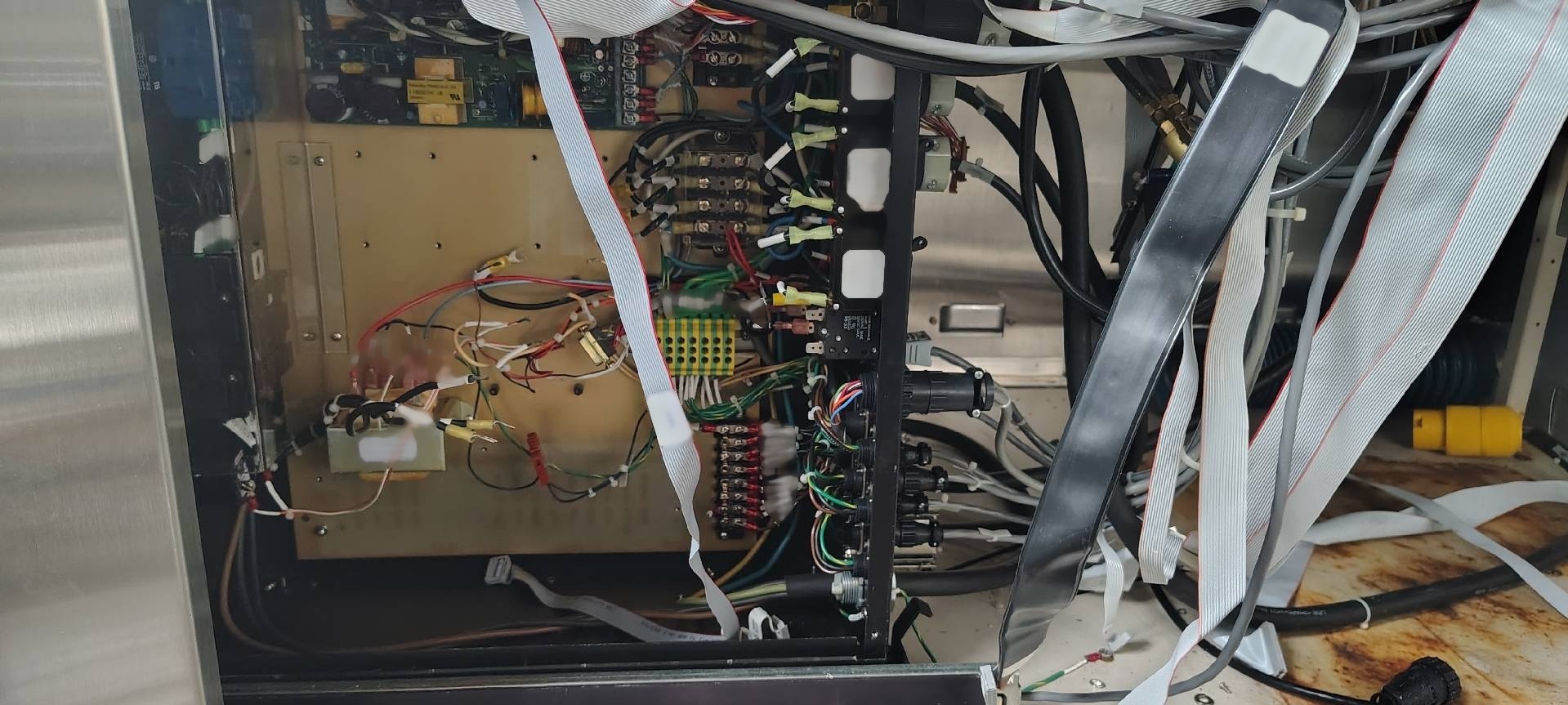 圖為 已使用的 AXCELIS / FUSION M 200 PCU 待售