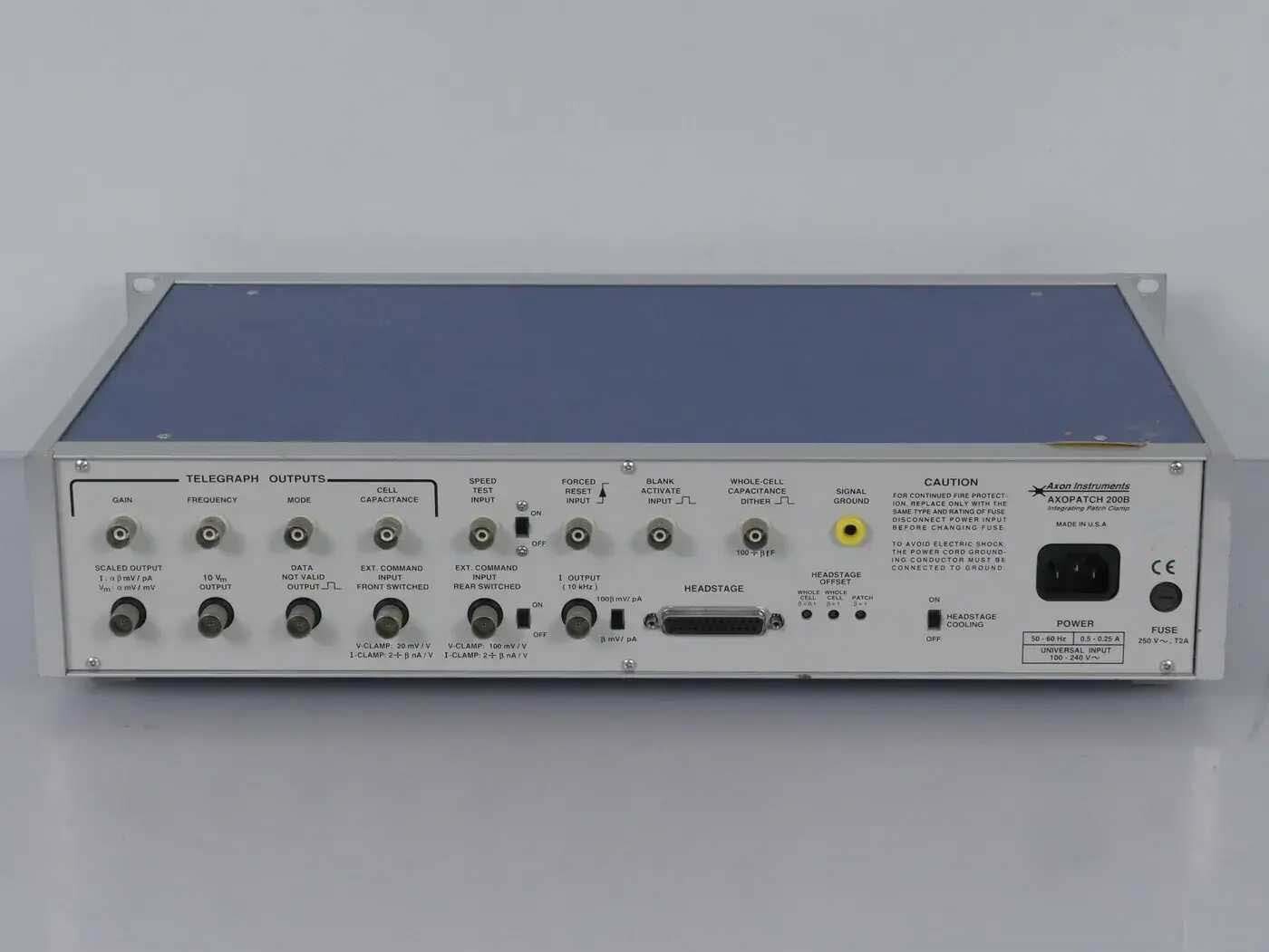 사진 사용됨 AXON INSTRUMENTS Axopatch 200B 판매용