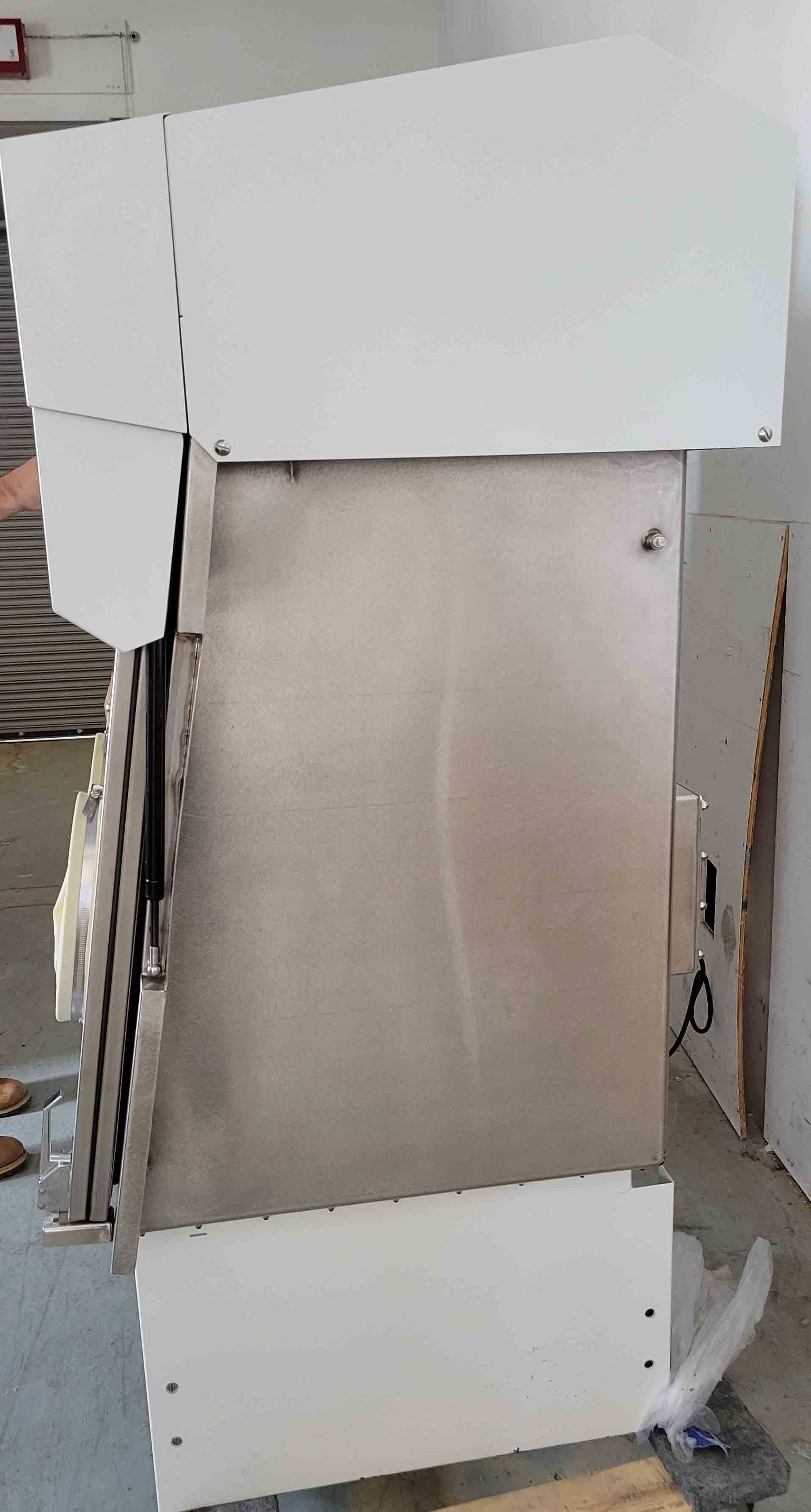 Photo Used BAKER ChemoSHIELD CS 600 For Sale