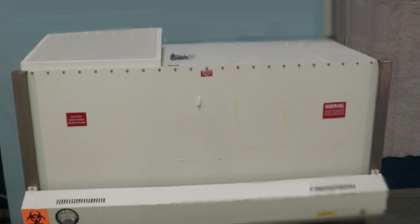 フォト（写真） 使用される BAKER SterilGARD II SG-600 販売のために