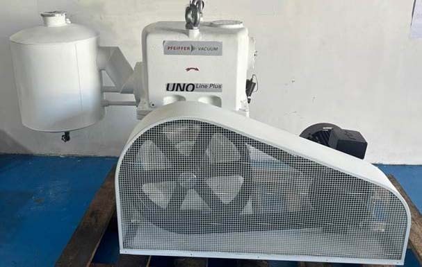 Photo Used BALZERS BA 501 For Sale
