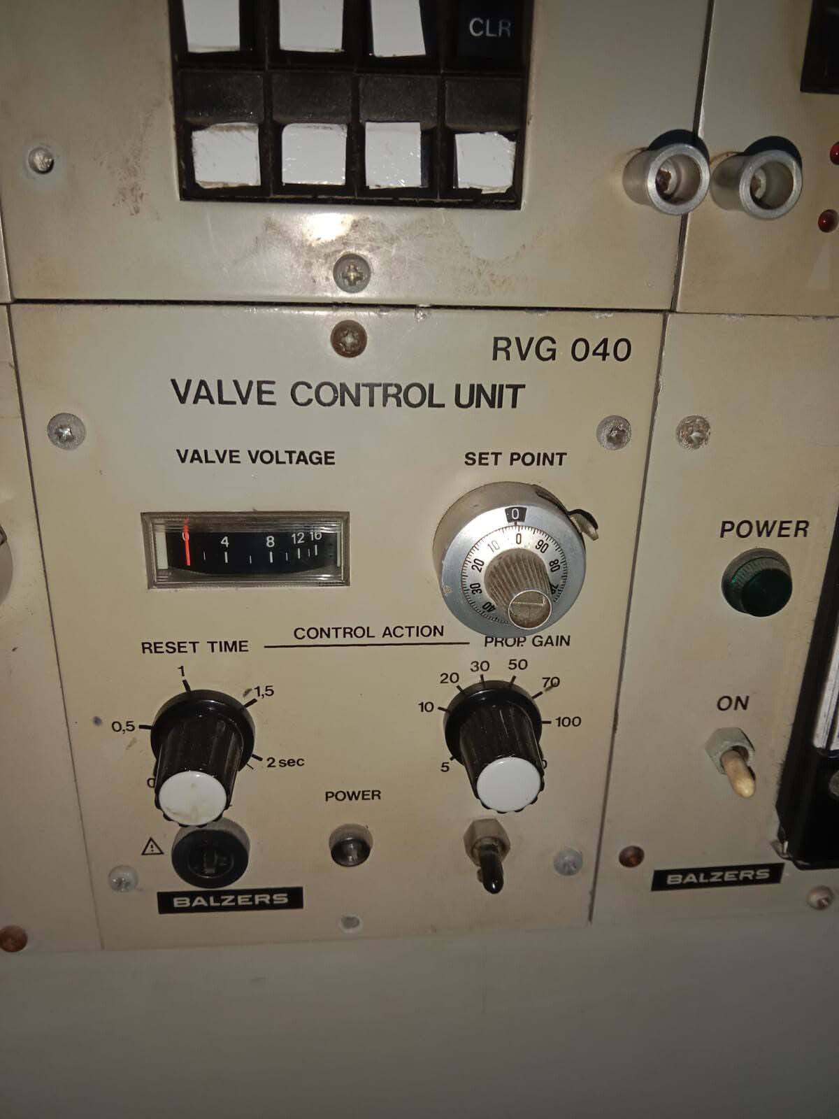 Photo Used BALZERS BAK 600 For Sale