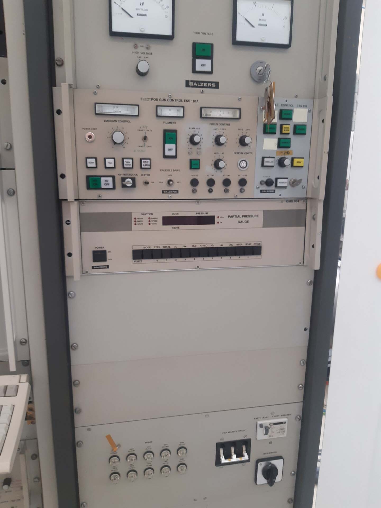 사진 사용됨 BALZERS BAK 760 판매용