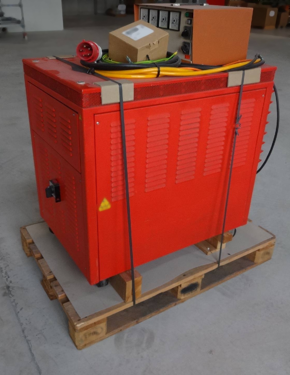 사진 사용됨 BALZERS EHV 215 판매용
