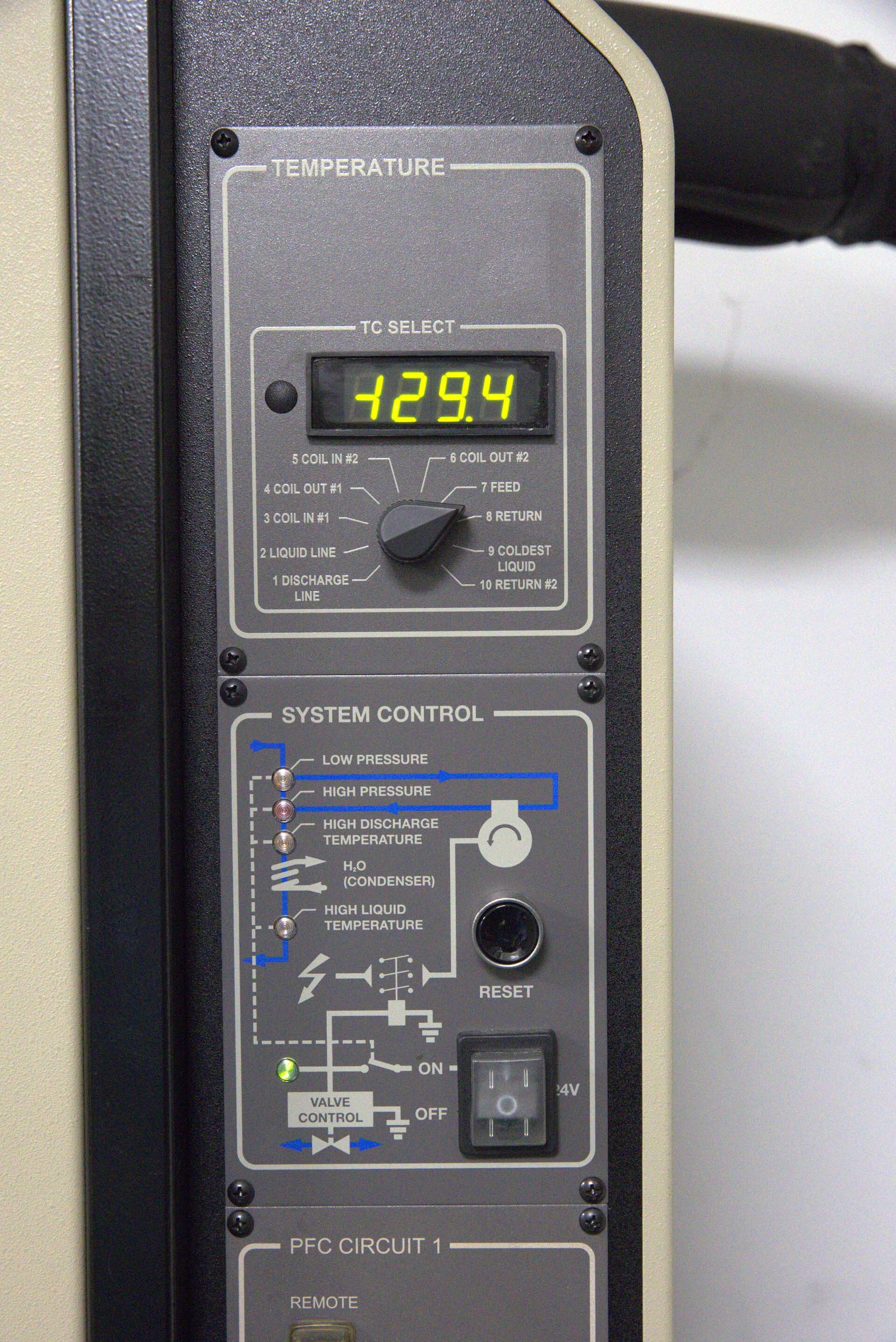 Photo Used BALZERS LLS 801 For Sale