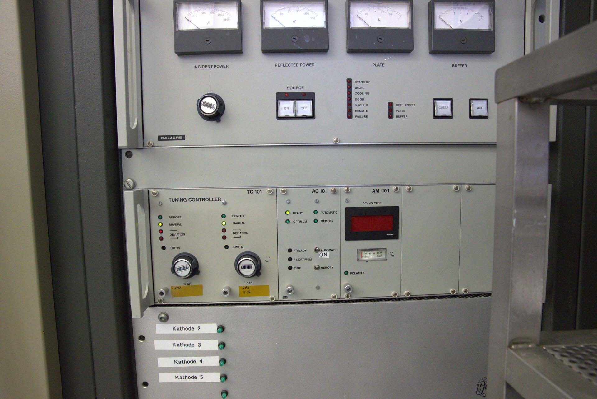 Photo Used BALZERS LLS 801 For Sale