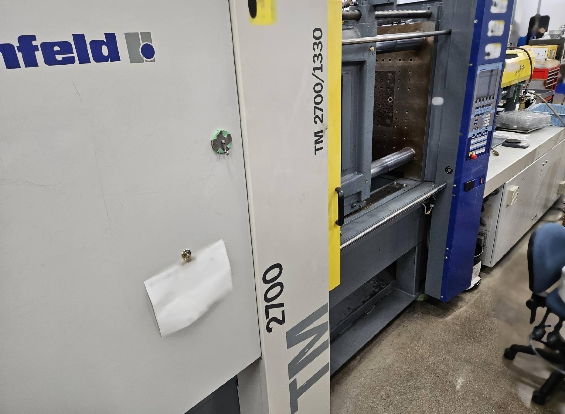 图为 已使用的 BATTENFELD TM 2700 / 1330 待售