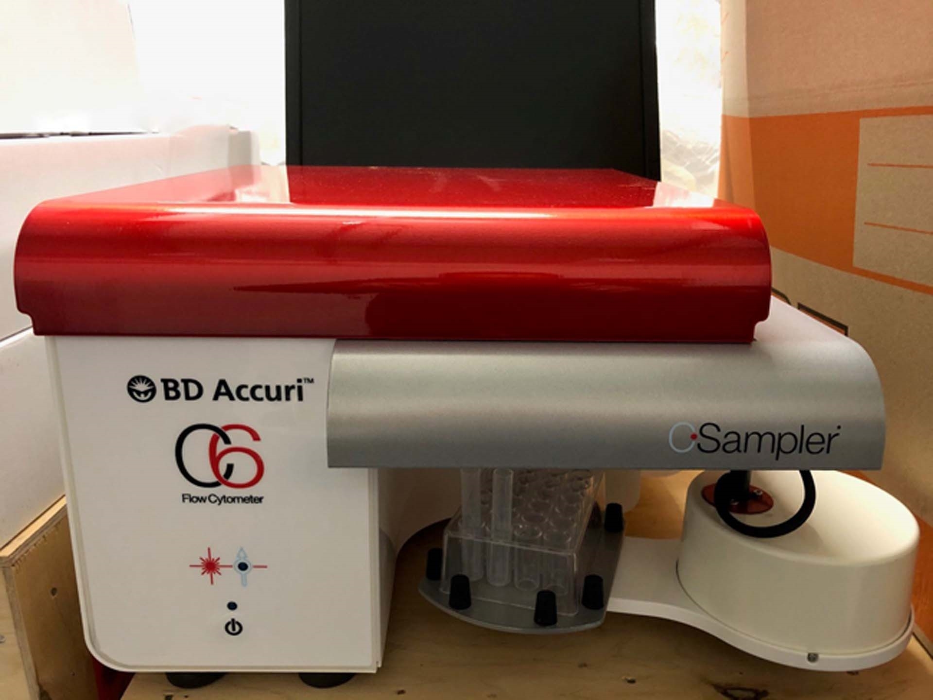 Photo Used BD BIOSCIENCES Accuri C6 For Sale