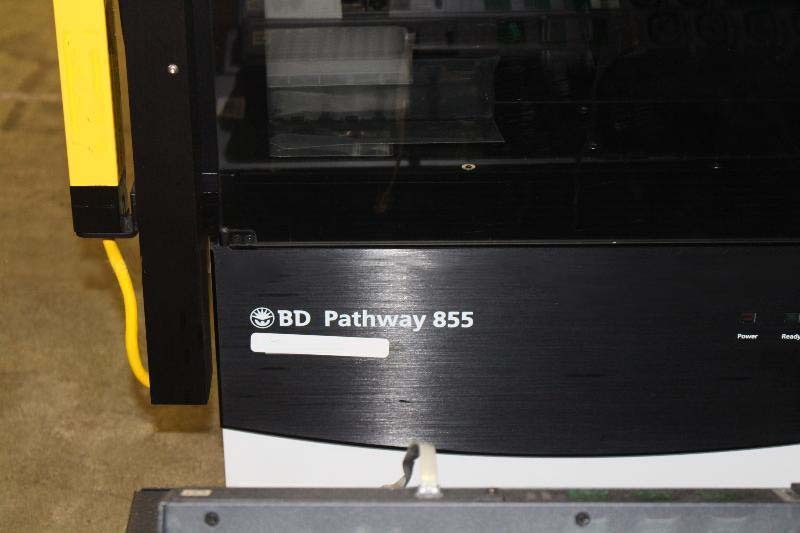 Photo Used BD BIOSCIENCES Pathway 855 For Sale