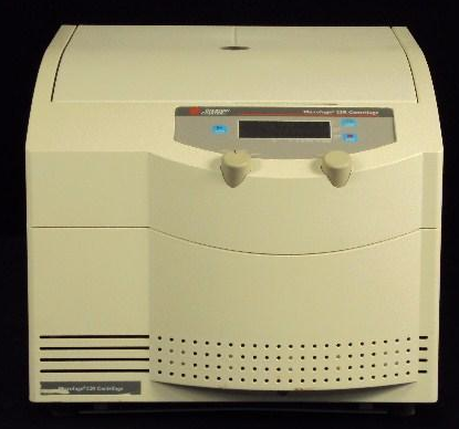 Photo Used BECKMAN COULTER 22R/368826 For Sale