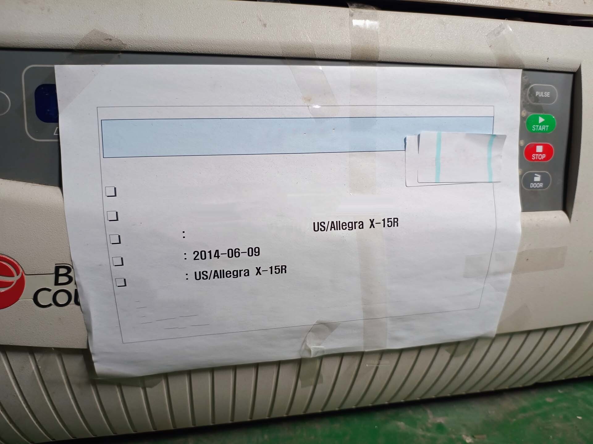 Photo Used BECKMAN COULTER Allegra X 15R For Sale