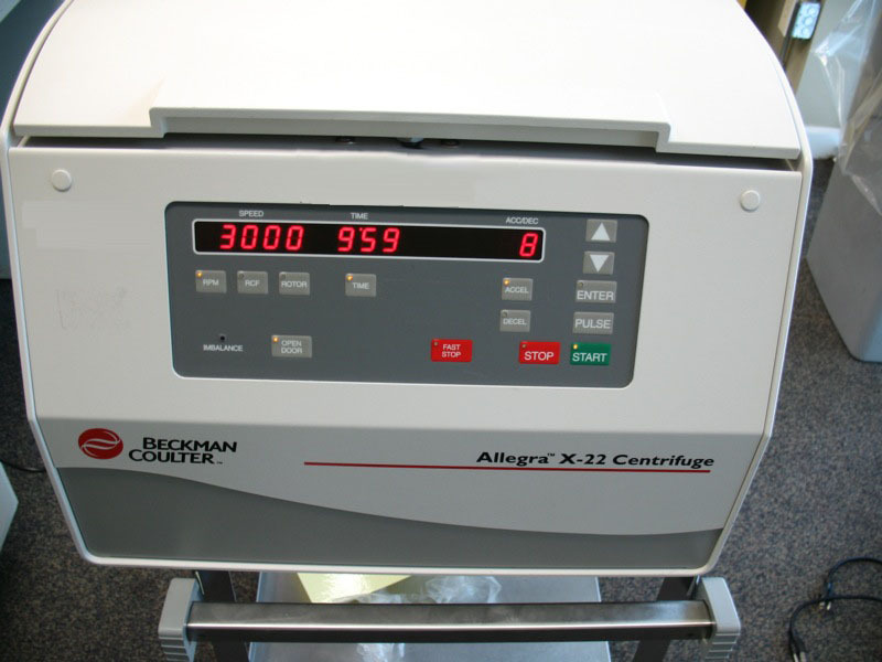 Photo Used BECKMAN COULTER Allegra X 22 For Sale