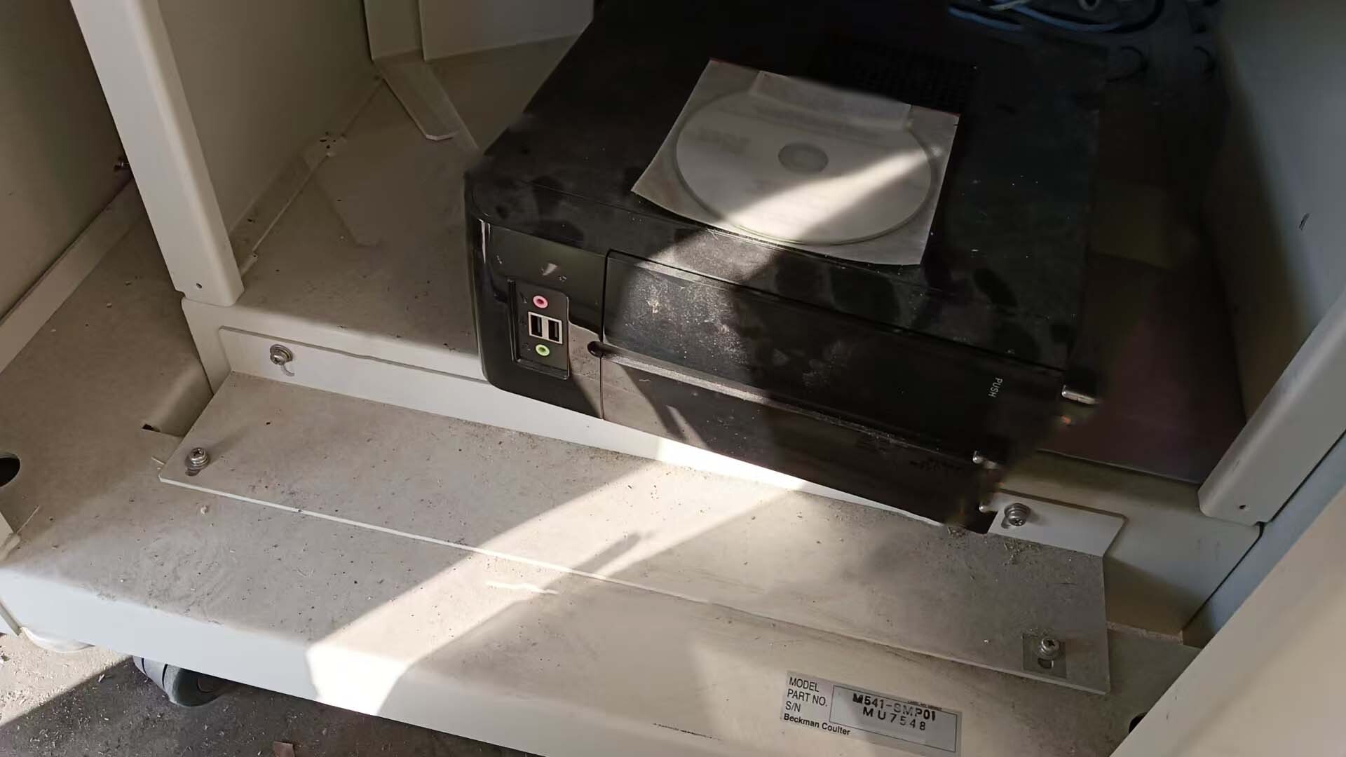 フォト（写真） 使用される BECKMAN COULTER AU680 販売のために
