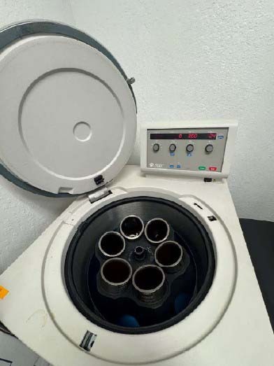 Photo Used BECKMAN COULTER Avanti J26 XP For Sale