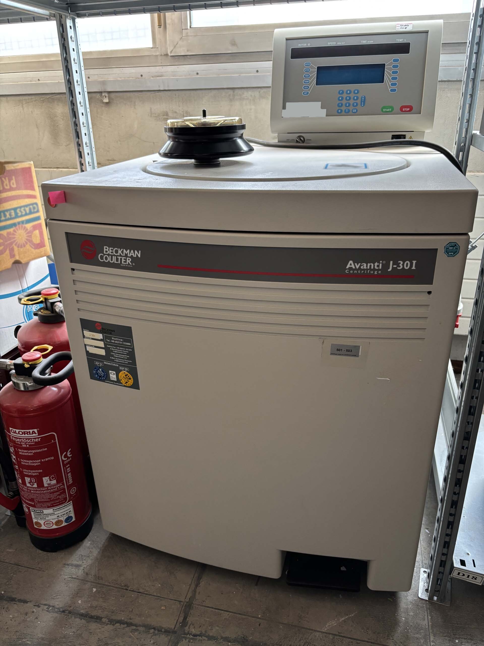 Photo Used BECKMAN COULTER Avanti J-301 For Sale