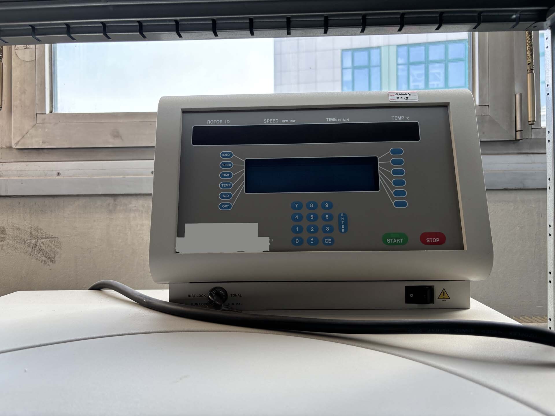 Photo Used BECKMAN COULTER Avanti J-301 For Sale