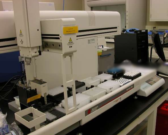 Photo Used BECKMAN COULTER Biomek 2000 For Sale