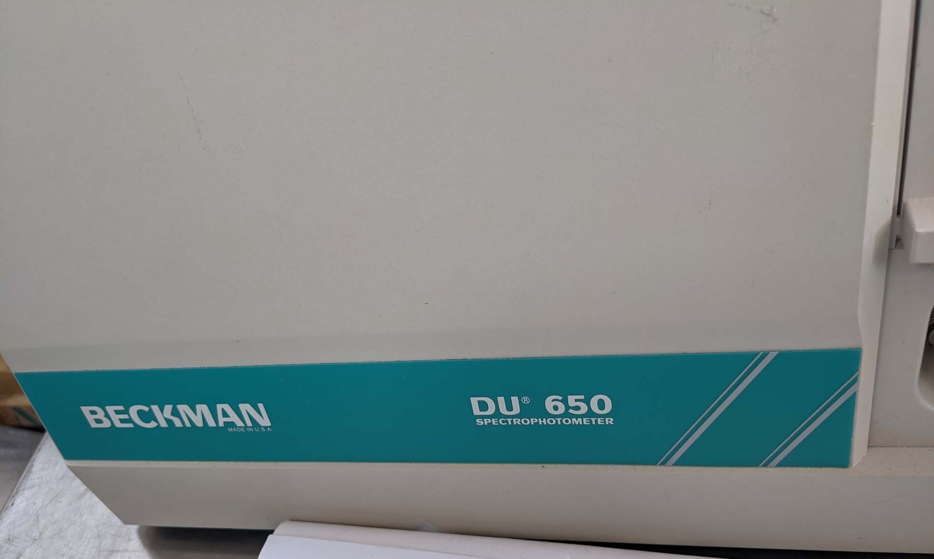 Photo Used BECKMAN COULTER DU-650 For Sale