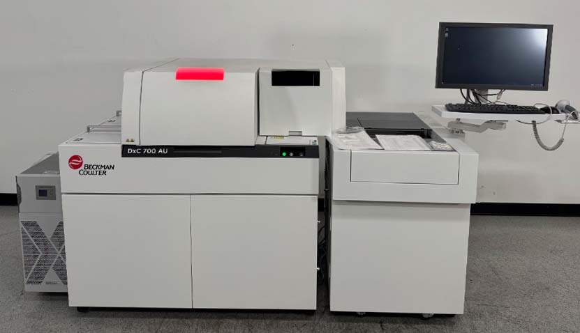 Photo Utilisé BECKMAN COULTER DxC 700 AU À vendre