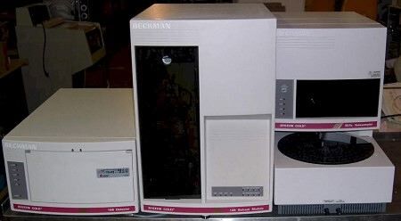 Photo Used BECKMAN COULTER HPLC For Sale