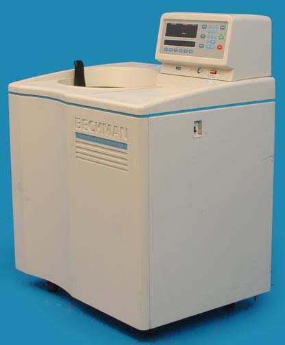 Photo Used BECKMAN COULTER Optima L-90K Ultracentrifuge For Sale