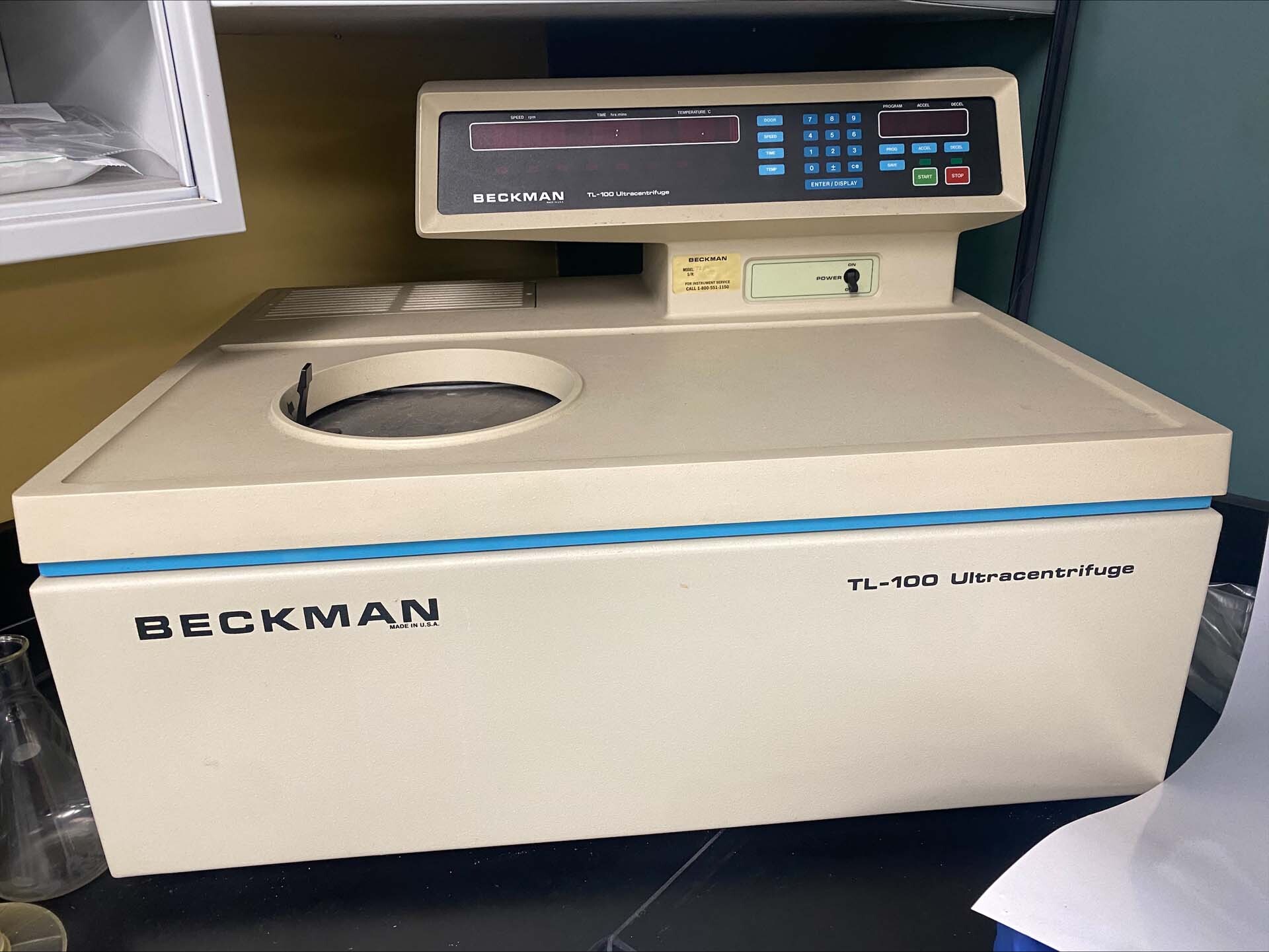 Foto Verwendet BECKMAN COULTER TL-100 Zum Verkauf
