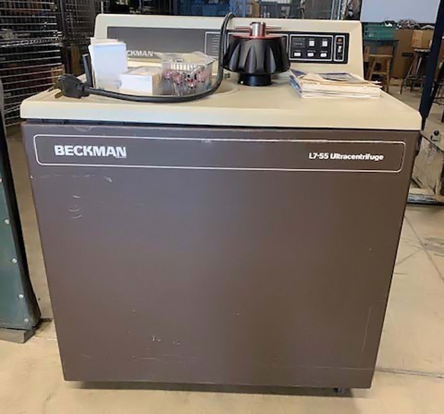 Photo Used BECKMAN COULTER L7-55 Ultracentrifuge For Sale