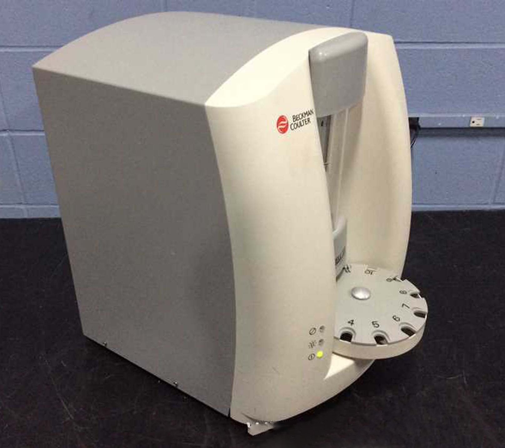 Photo Used BECKMAN COULTER Vi-Cell XR For Sale