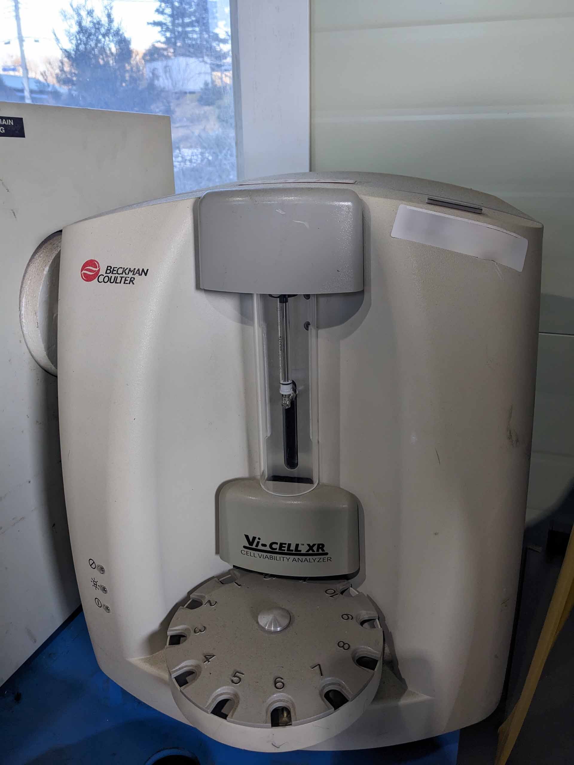 Photo Used BECKMAN COULTER Vi-Cell XR For Sale