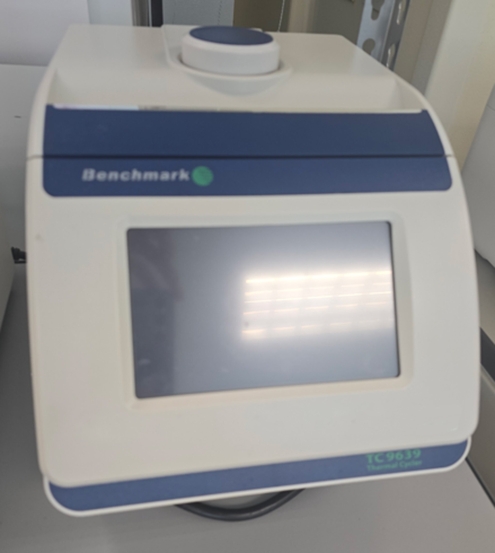 Photo Used BENCHMARK T9639 For Sale