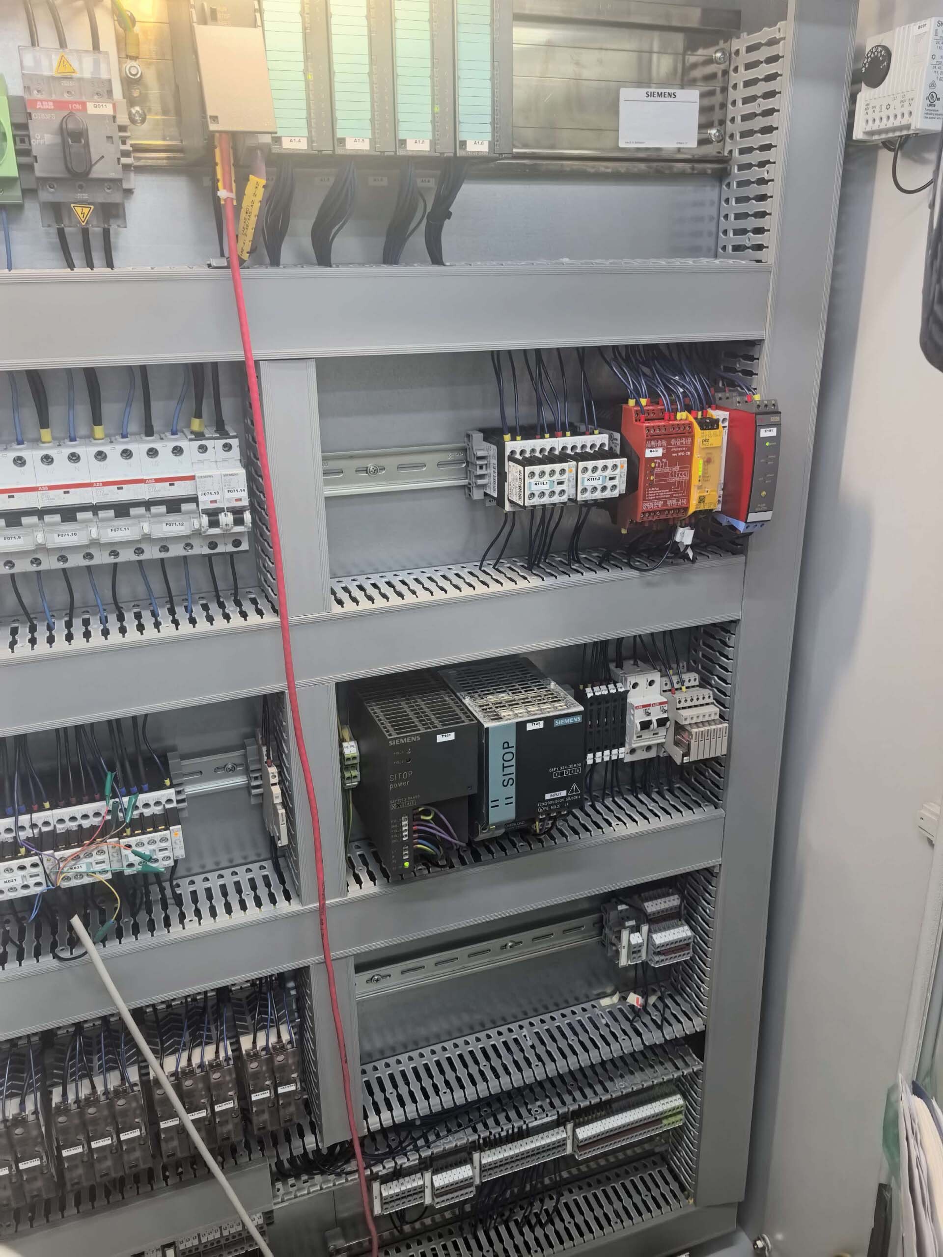Photo Utilisé BENEQ TFS 200-159 À vendre