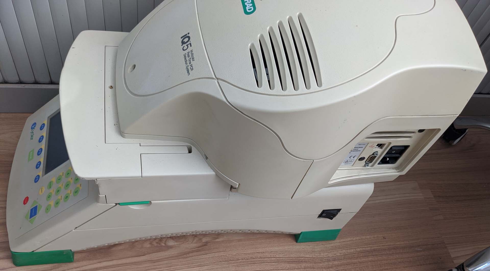 Photo Utilisé BIO-RAD IQ5 À vendre