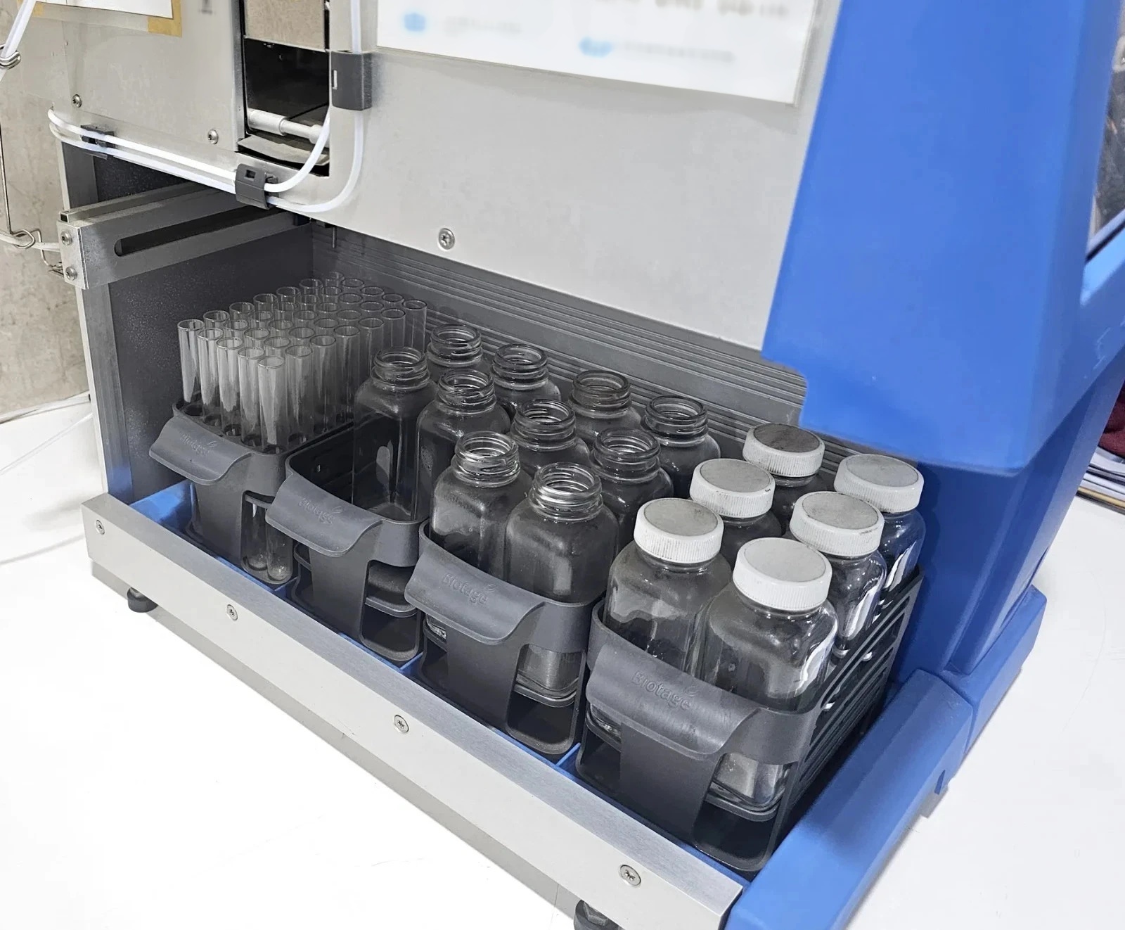 Photo Used BIOTAGE Isolera One For Sale