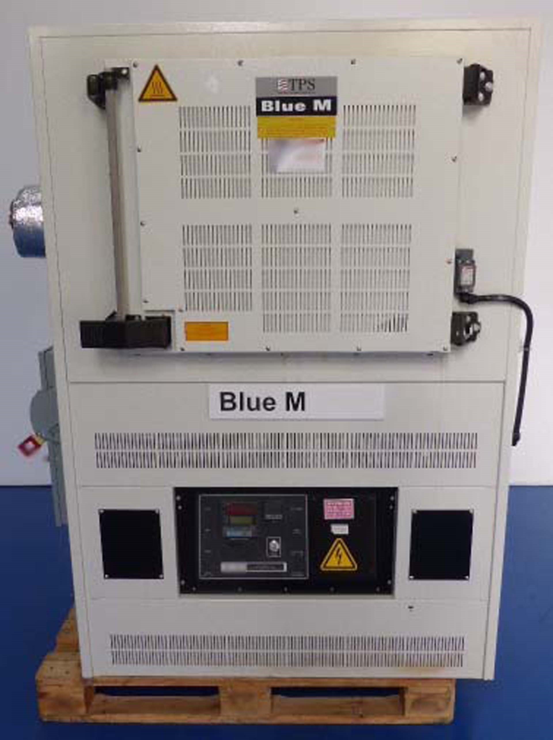 Photo Used BLUE M CW-7780-JY-MP550 For Sale