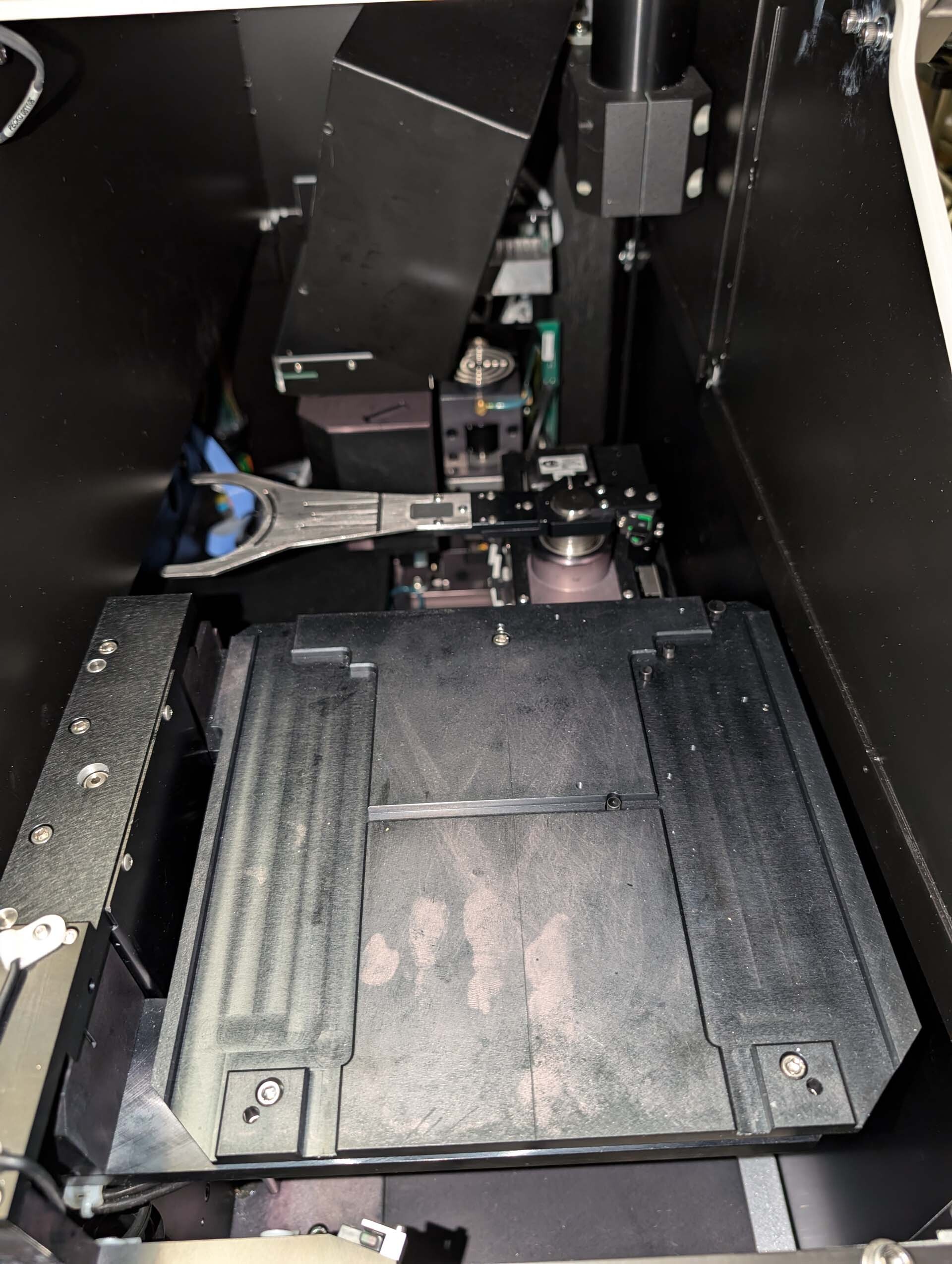 Photo Used ELECTROGLAS / EG 4090u For Sale