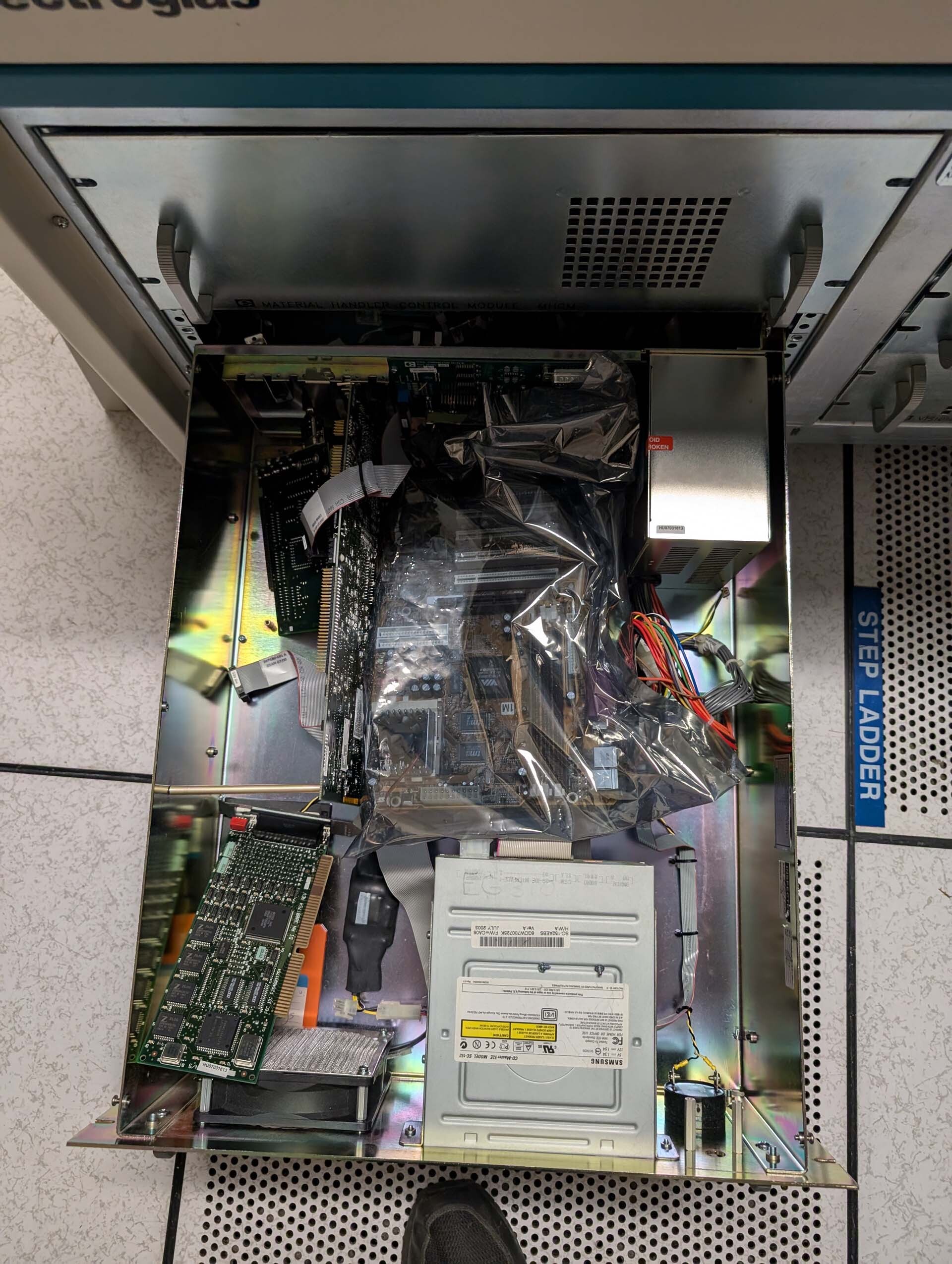 Photo Used ELECTROGLAS / EG 4090u For Sale