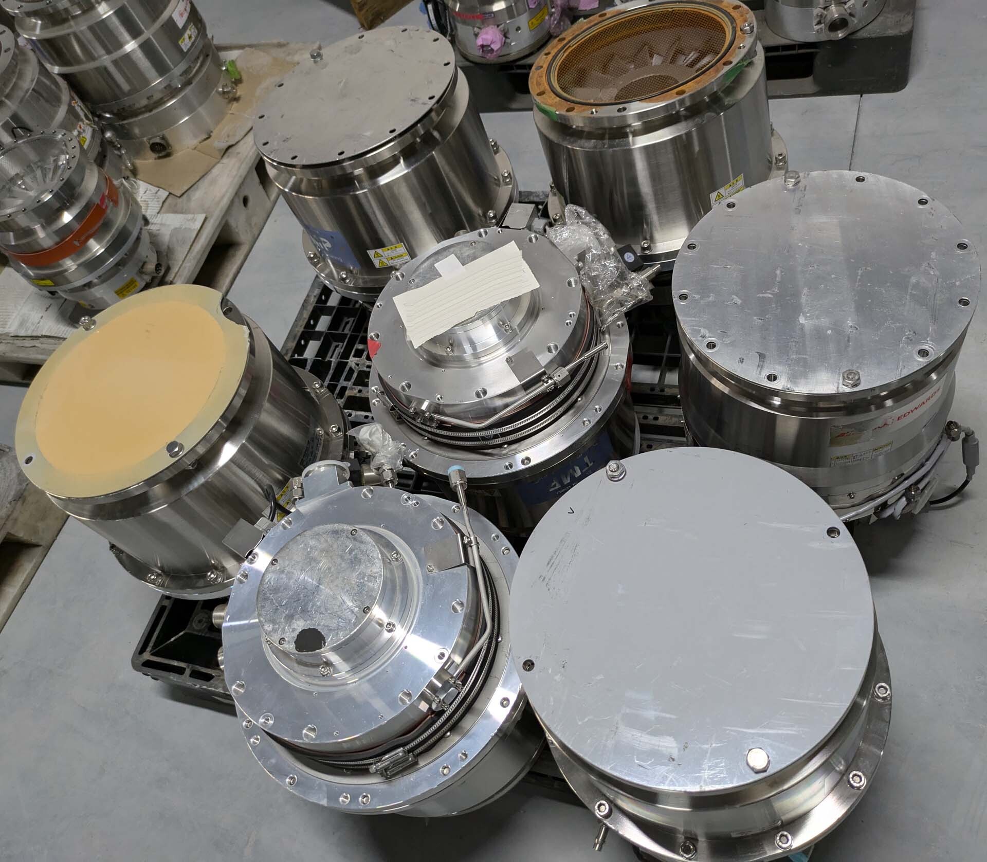 Foto Verwendet BOC EDWARDS / SEIKO SEIKI STP-A2503PV Zum Verkauf