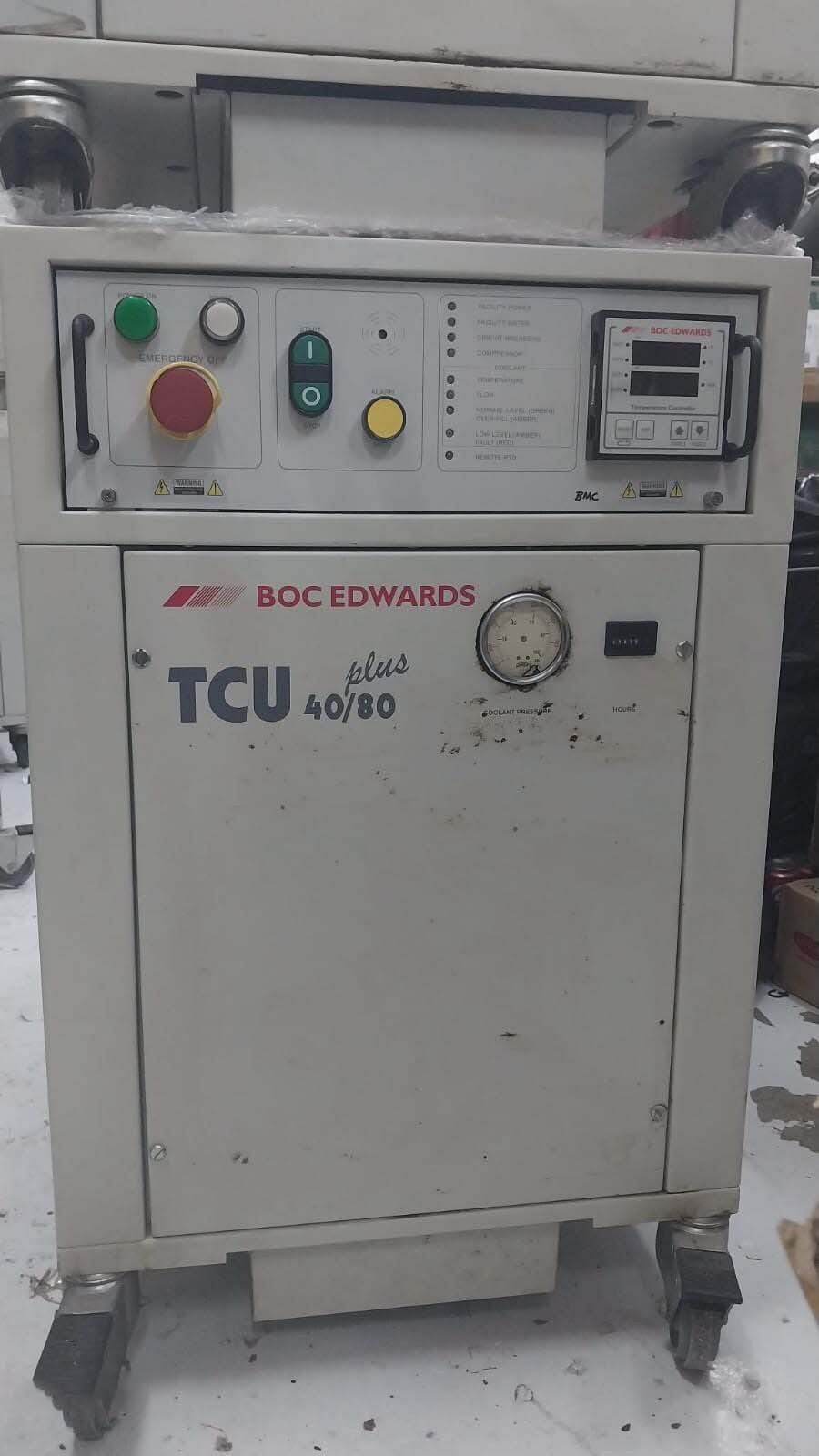 Foto Verwendet BOC EDWARDS TCU 40/80 Plus Zum Verkauf
