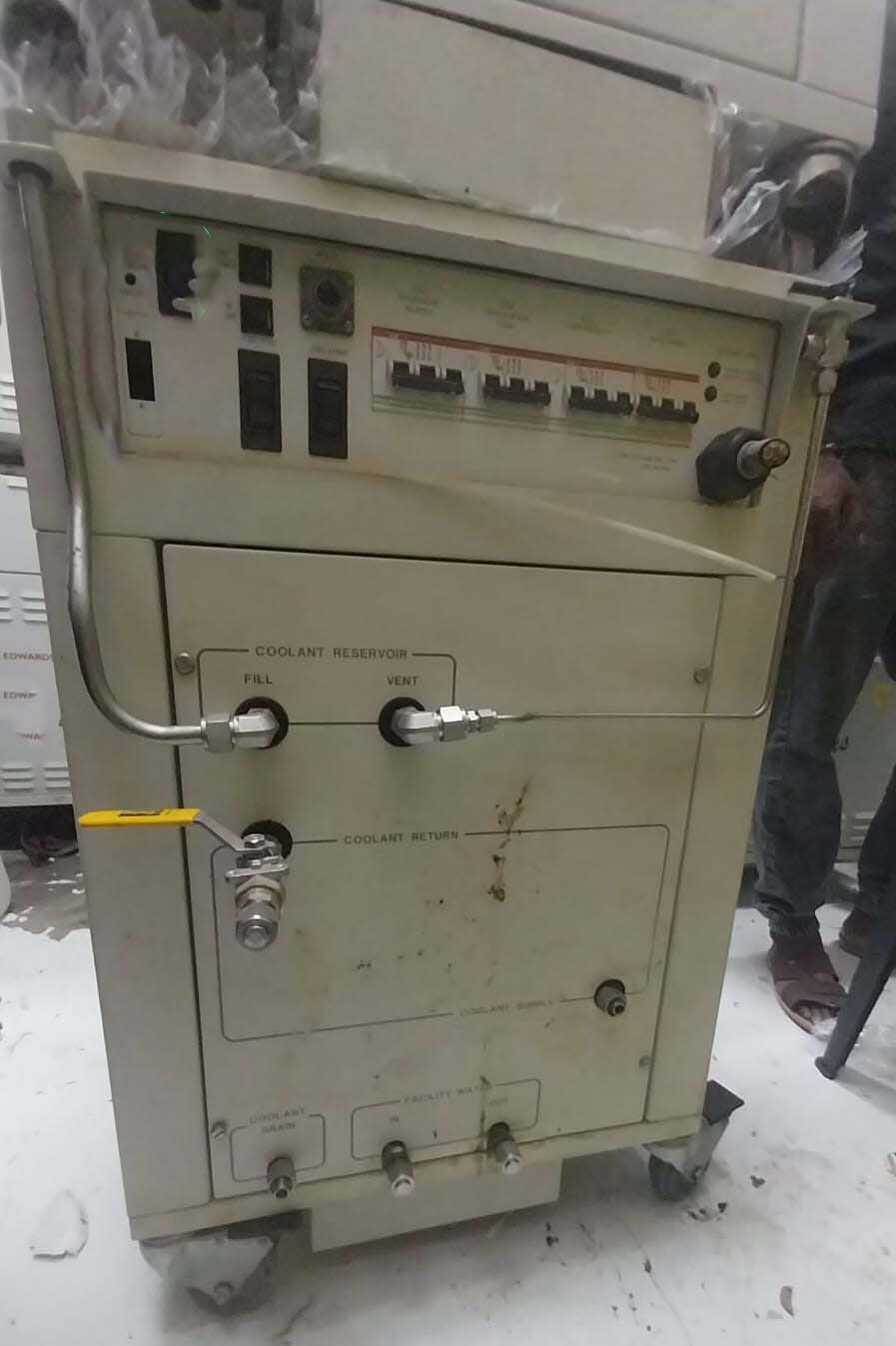 Foto Verwendet BOC EDWARDS TCU 40/80 Plus Zum Verkauf