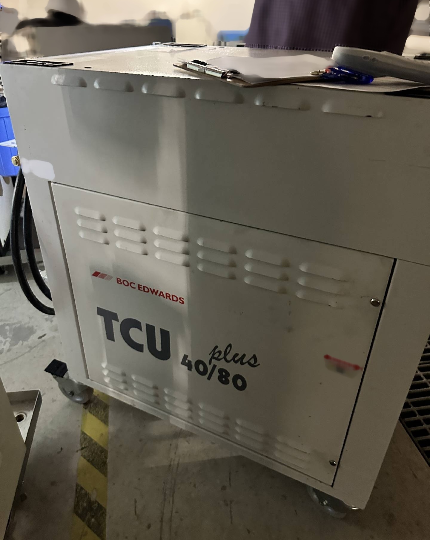 Foto Verwendet BOC EDWARDS TCU 40/80 Zum Verkauf