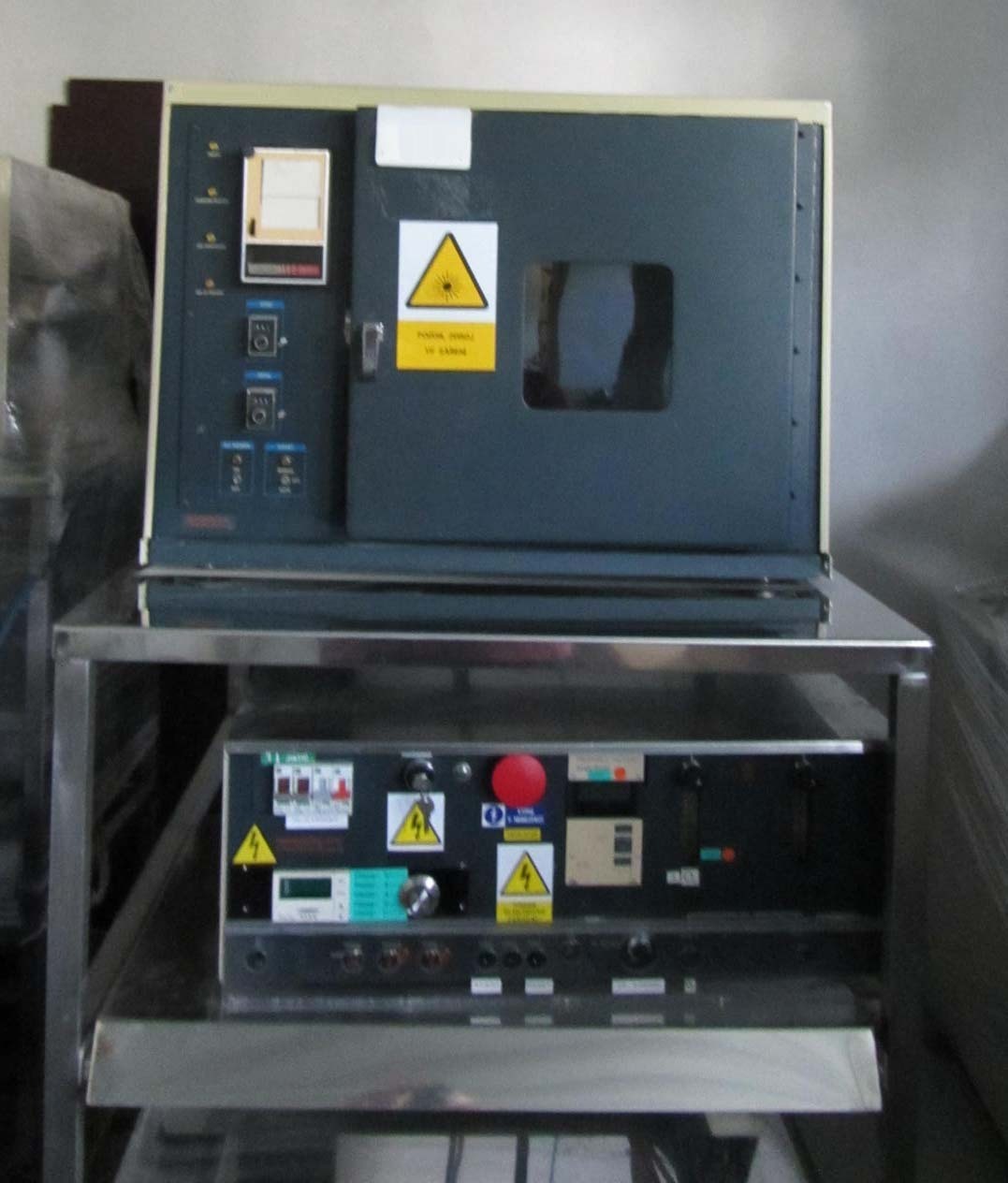 Foto Verwendet BRANSON / IPC Plasma etcher Zum Verkauf