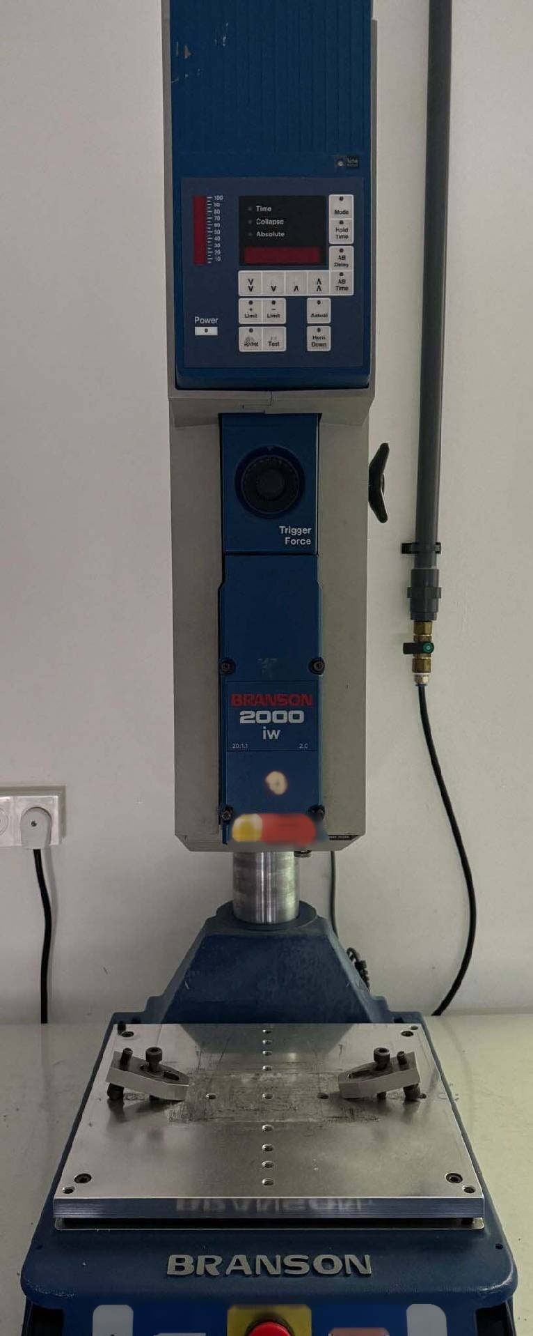 圖為 已使用的 BRANSON / IPC 2000iw 待售
