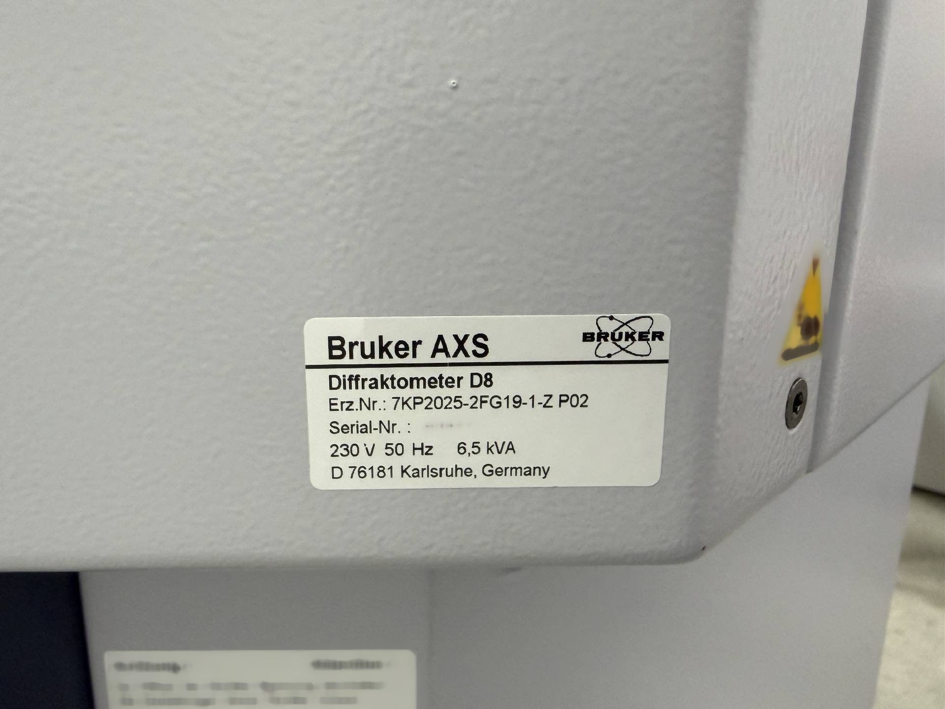 Photo Utilisé BRUKER-AXS AXS D8 Discover À vendre