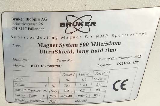 フォト（写真） 使用される BRUKER 500 Ultrashield 販売のために