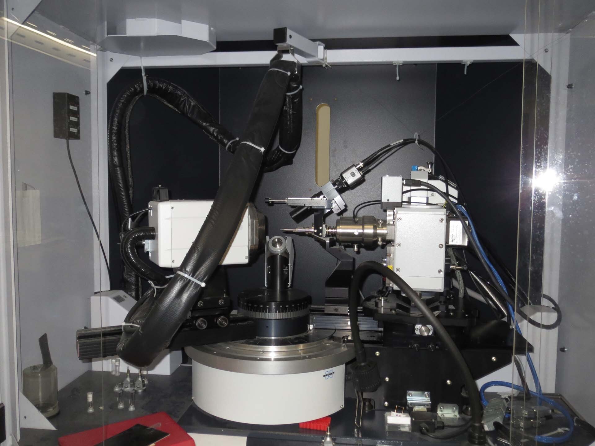 Photo Utilisé BRUKER Apex II Ultra À vendre