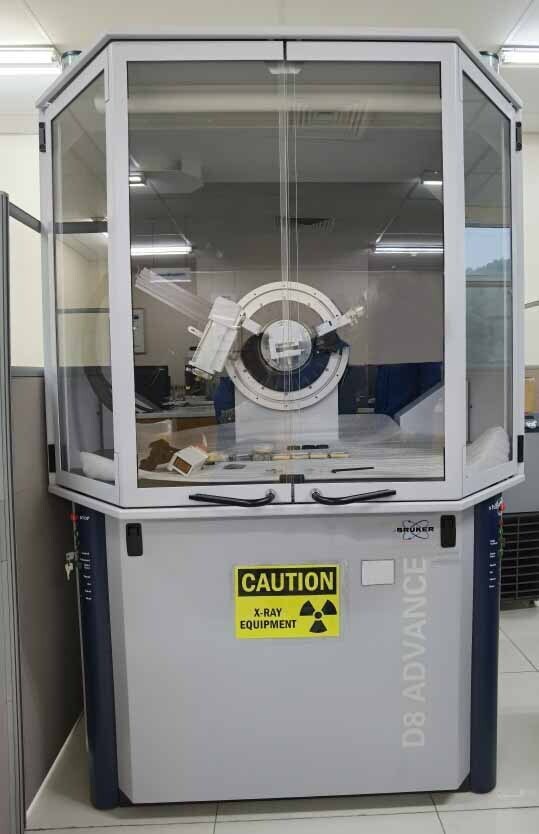 Photo Used BRUKER D8 Advance For Sale