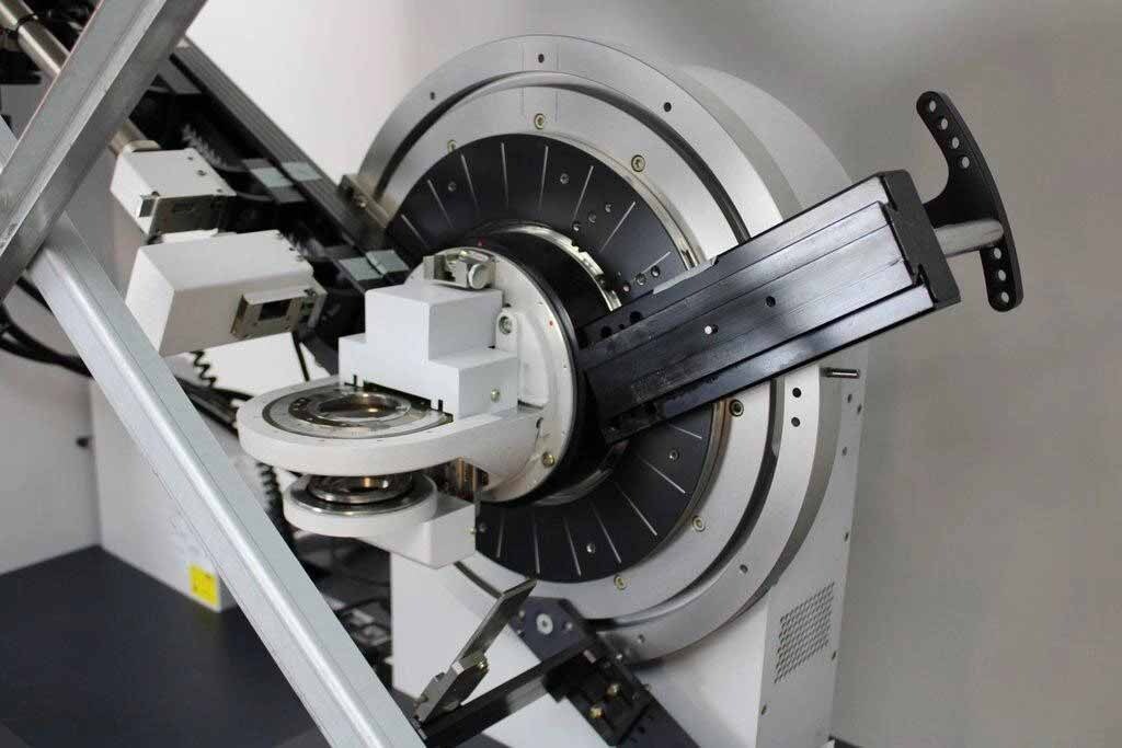 사진 사용됨 BRUKER-AXS D8 Advance 판매용