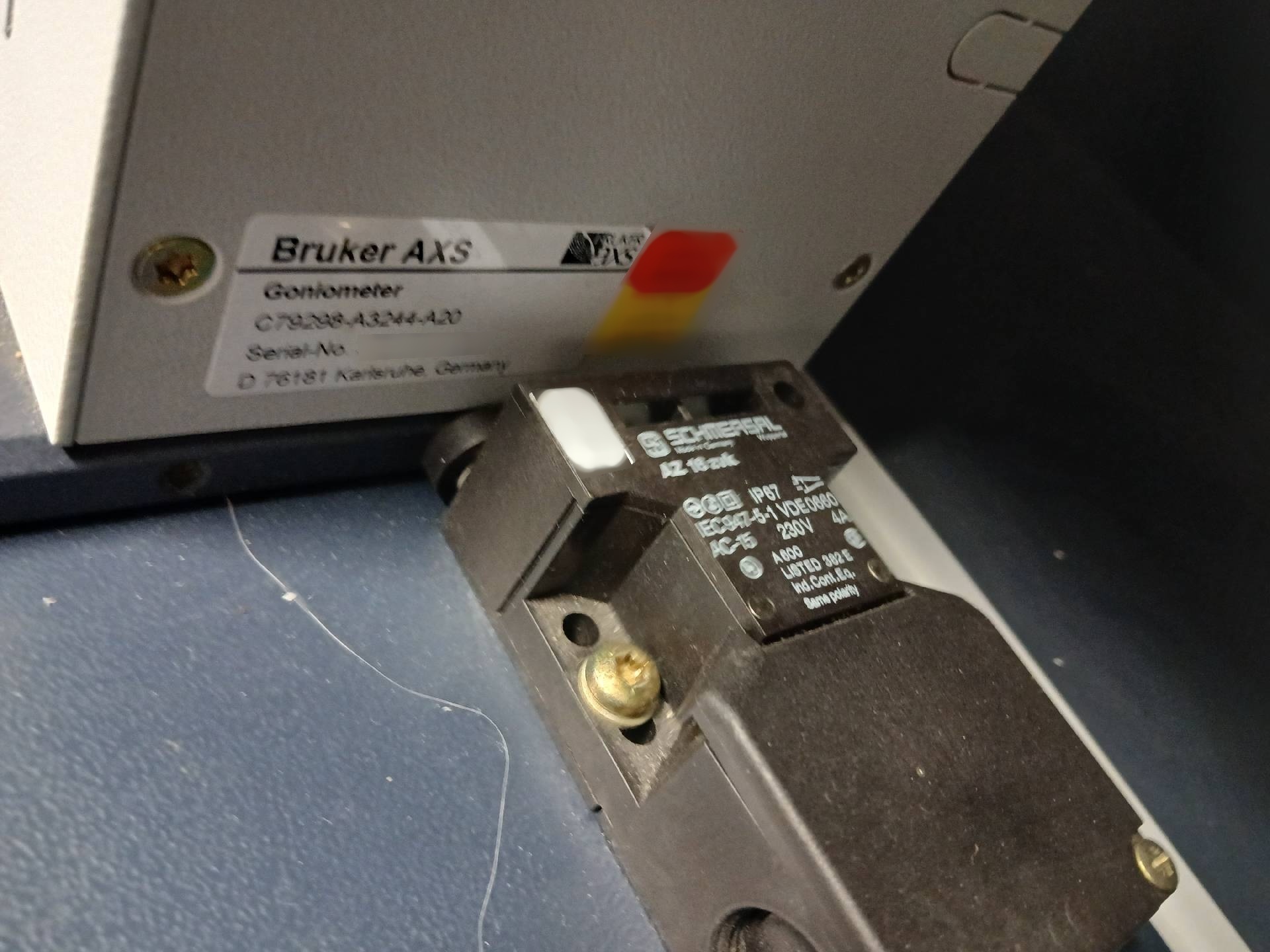 圖為 已使用的 BRUKER D8 Advance 待售